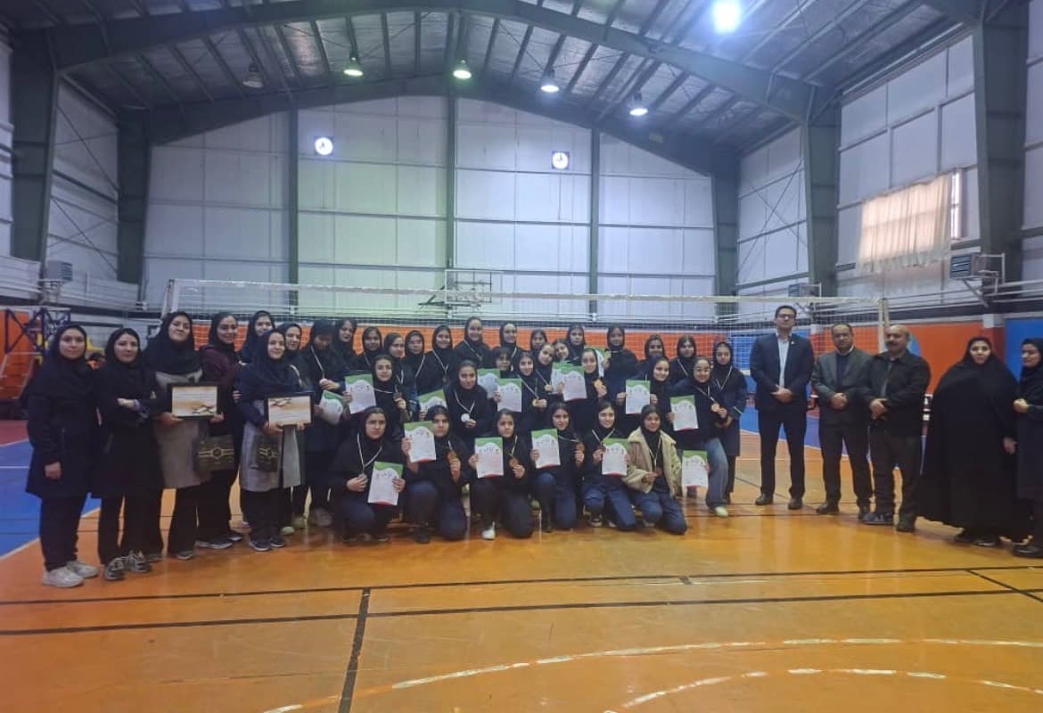 مقام دوم شهرستان در والیبال