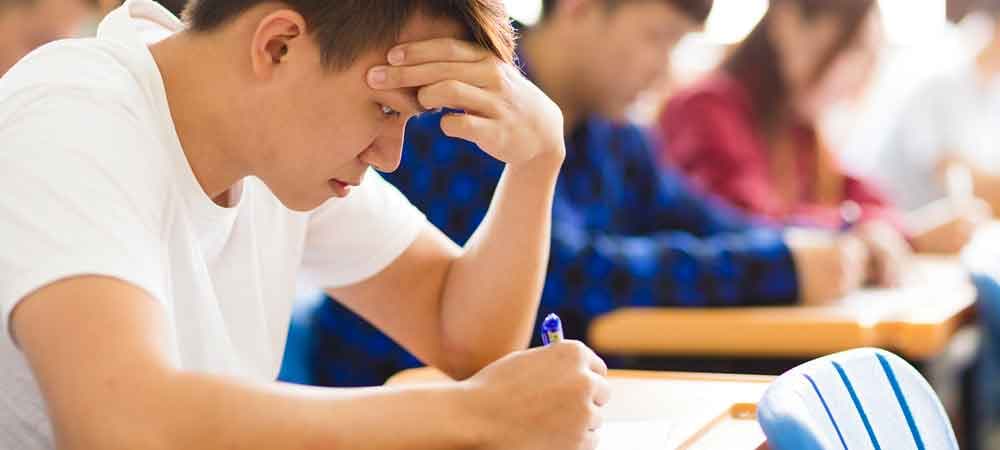 علل استرس در دانش آموزان