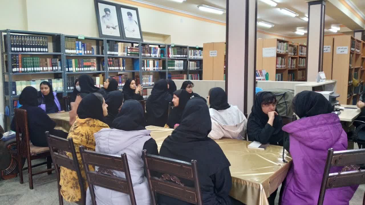 هفته کتاب و کتاب خوانی
